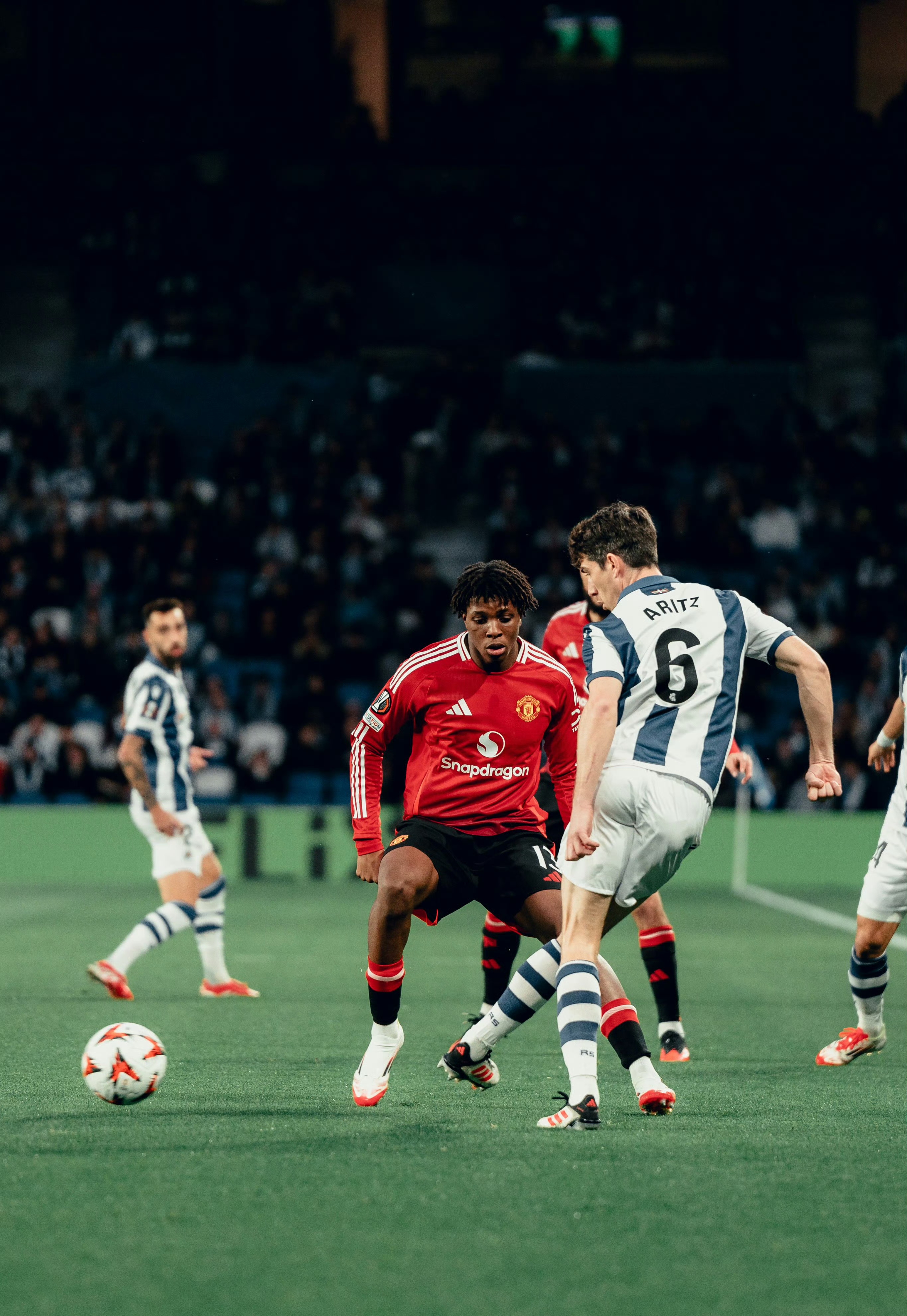 移动应用-转会期体能课后，尤文图斯内部沟通备战欧篮联，气氛紧张，年轻球员得到机会-移动应用